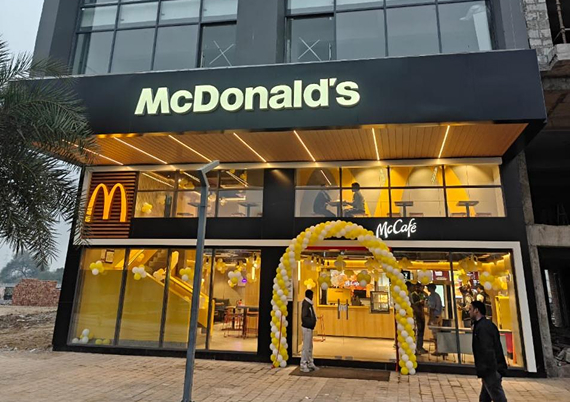 A Growing Lifestyle & Retail Destination